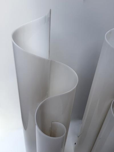 Pair of Lamps Methacrylate White Lucite Leaves Italy 1970s