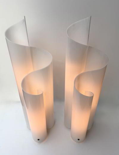 Pair of Lamps Methacrylate White Lucite Leaves Italy 1970s