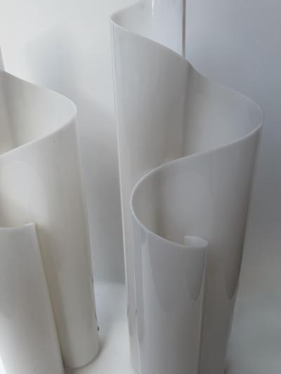 Pair of Lamps Methacrylate White Lucite Leaves Italy 1970s