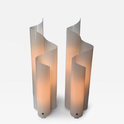 Pair of Lamps Methacrylate White Lucite Leaves Italy 1970s