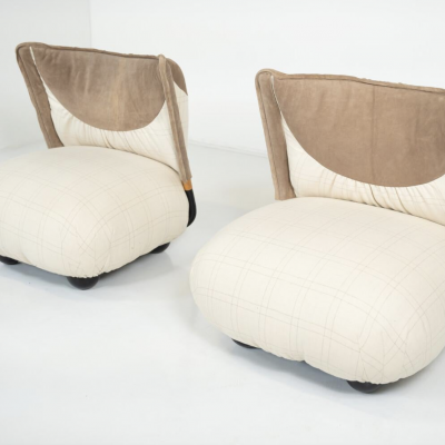 Pair of Le Bugie Lounge Chairs by Alessandro Becchi for Giovannetti 1980s