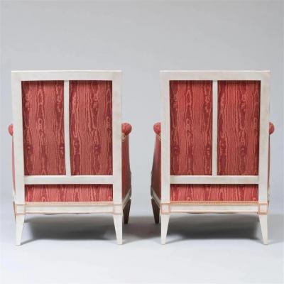 Pair of Louis XVI Style Painted Berg re Arm Lounge Chairs Traditional France