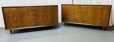 Pair of Mid Century Modern Chests Dressers Bedside Stands Opposing Refinished