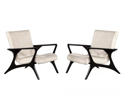 Pair of Mid Century Modern Contour Lounge Chairs by Vladimir Kagan