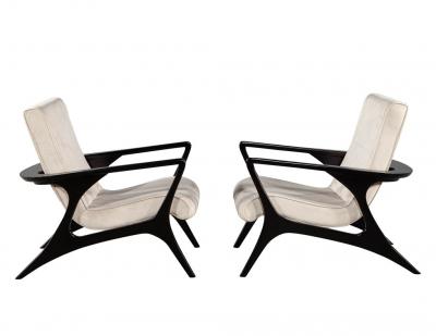 Pair of Mid Century Modern Contour Lounge Chairs by Vladimir Kagan