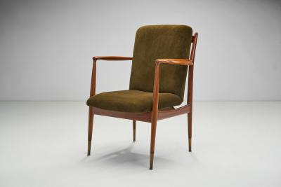 Pair of Mid Century Teak Armchairs in Dark Green Velvet Italy 1950s