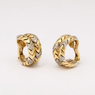 Pair of Midcentury 14 Carat Yellow and White Gold Earrings Inset with Diamonds