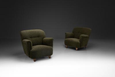 Pair of Moss Green Armchairs Europe Mid 20th Century