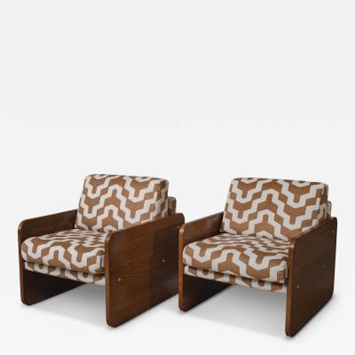 Pair of Oak Italian Armchairs