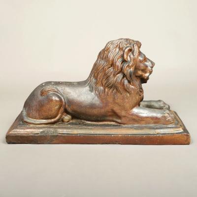 Pair of Recumbent Lions
