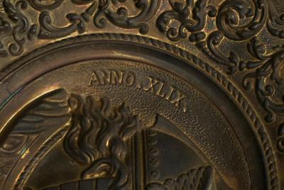 Pair of Repousses in Patinated Copper with Caesar and Vercingetorix 19th Century