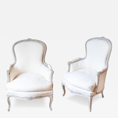 Pair of Rococo Style 1890s Swedish Light Grey Painted and Carved Berg re Chairs