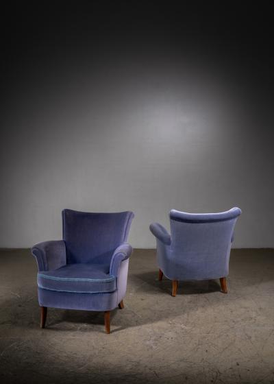 Pair of Scandinavian Modern armchairs