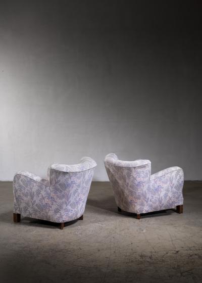 Pair of Scandinavian Modern lounge chairs