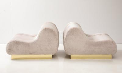 Pair of Sculptural Lounge Chairs in High Pile Beige Velvet Brass Plinth Italy