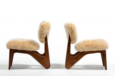 Pair of Sculptural Walnut Slipper Chairs in New Butterscotch Cream Sheepskins