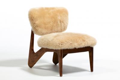 Pair of Sculptural Walnut Slipper Chairs in New Butterscotch Cream Sheepskins