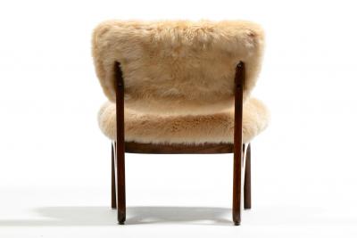 Pair of Sculptural Walnut Slipper Chairs in New Butterscotch Cream Sheepskins