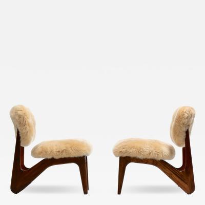 Pair of Sculptural Walnut Slipper Chairs in New Butterscotch Cream Sheepskins
