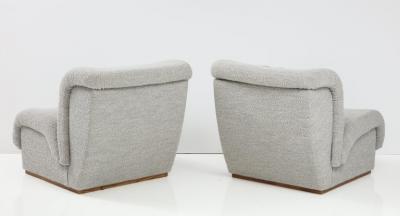Pair of Slipper Lounge Chairs in Grey Boucle by Doimo Salotti Italy circa 1970