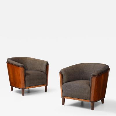 Pair of Swedish Art Moderne Barrel Back Chairs in Walnut 1940