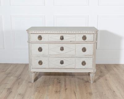 Pair of Swedish Gustavian Style Painted Chests of Drawers Early 20th Century