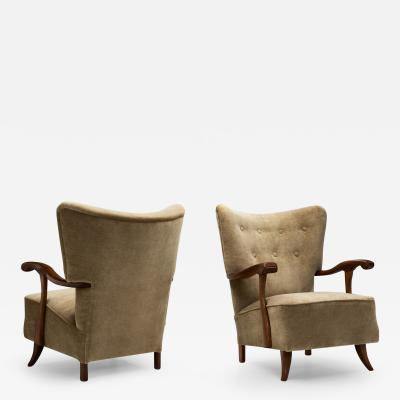 Pair of Upholstered Mid Century Modern Lounge Chairs Europe 20th Century