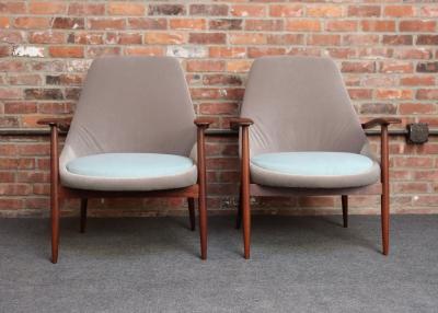 Pair of Vintage Italian Slipper Chairs in Walnut and Mohair by Fratelli Marelli