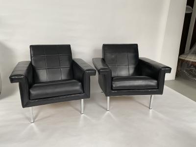 Pair of Vintage Leather Arm Chairs