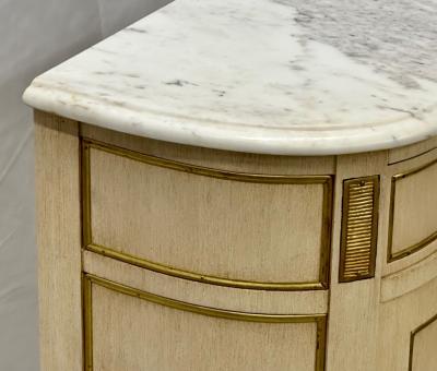 Pair of White Nightstand or End Tables Side Tables Marble Top Louis XV Style