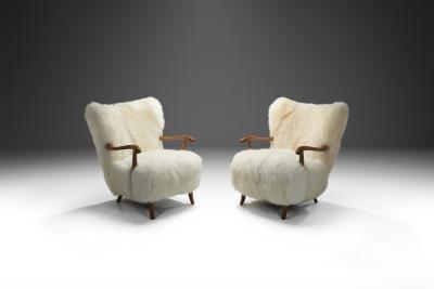 Pair of Wingback Armchairs in Sheepskin Europe 20th Century
