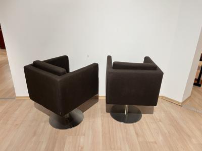 Pair of cubic Swivel Chairs with Tableau by Lensvelt Netherlands early 21st C 