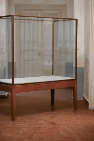 Pair of display cases Italy 1930 40