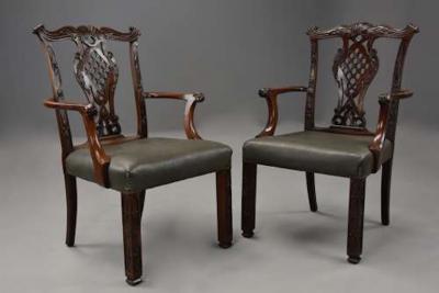 Pair of fine quality Chippendale style mahogany open armchairs