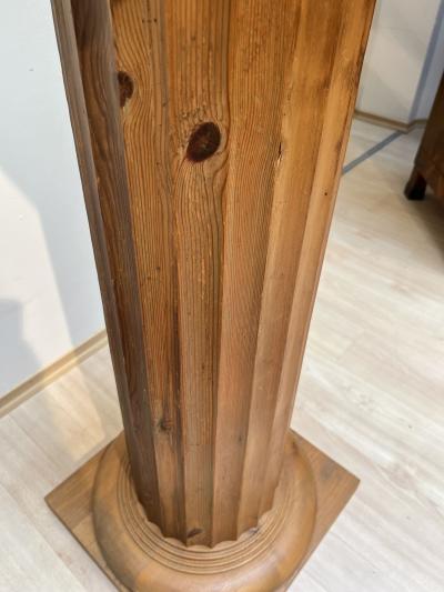 Pair of large Neoclassical Columns Pine Wood France circa 1910