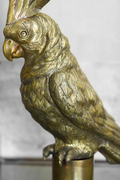 Pair of large embossed brass parrots handcrafted Molto Editions