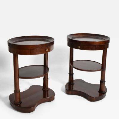 Pair of mahogany kidney ovale flying tables XIXth c 