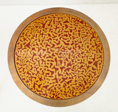 Pair of nesting tables with lacquered wood top