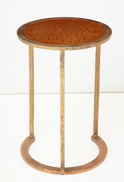 Pair of nesting tables with lacquered wood top