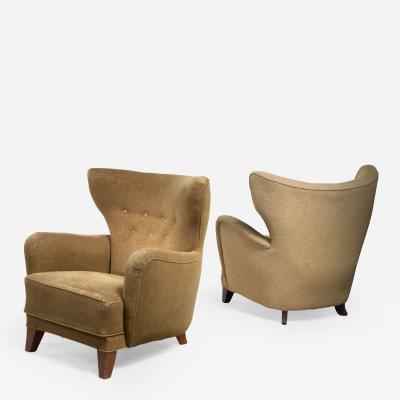 Pair of wingback lounge chairs