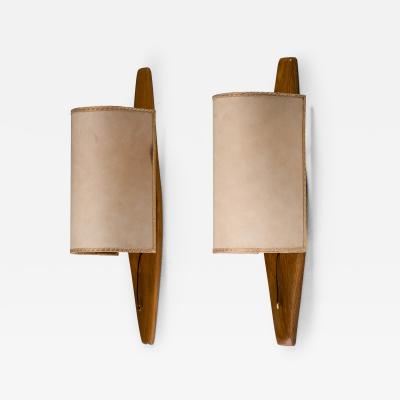 Pair of wood wall lamps