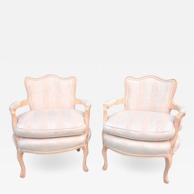 Pair petite Fauteuil Louis XV Chairs