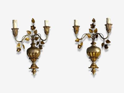 Palladio Italian Neoclassical Giltwood Silver Leaf Wall Lights Italy 1974