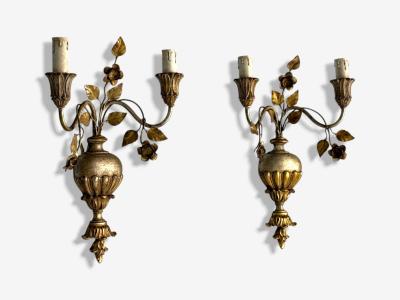 Palladio Italian Neoclassical Giltwood Silver Leaf Wall Lights Italy 1974
