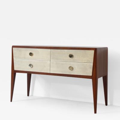 Paolo Buffa Chest of drawers in walnut with nice long and thin legs and brass handles 