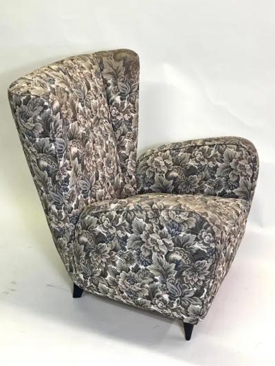 Paolo Buffa Pair of Italian Mid Century Modern Wingback Lounge Chairs by Paolo Buffa 1950