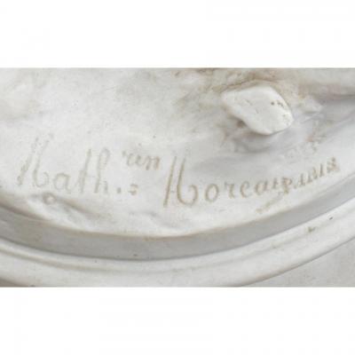 Paris Porcelain Sculpture Portrait of a Woman Grappilleuse Signed