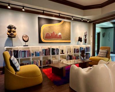 Patricia Urquiola Pair of Steelcase Hosu Convertible Lounge Chairs with Ottoman Patricia Urquiola