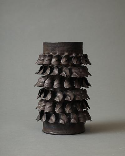 Paul Briggs Ivy Vase Vessel