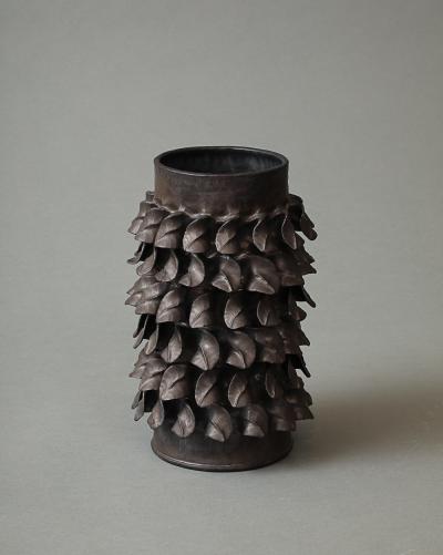 Paul Briggs Ivy Vase Vessel